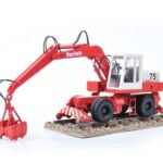 POCLAIN 75 RAIL BENNE