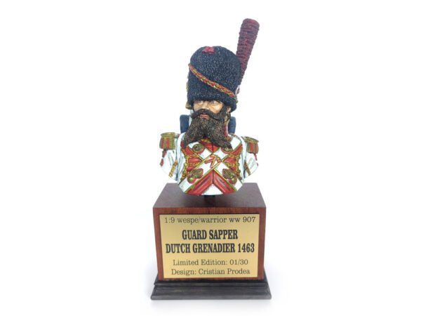 1:9 GUARD SAPPER DUTCH GRENADIER 1463