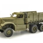 DIAMOND T 968 B CARGO