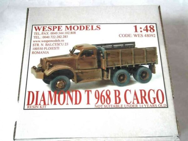 DIAMOND T 968 B CARGO